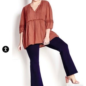 2 new women tops size 22-24